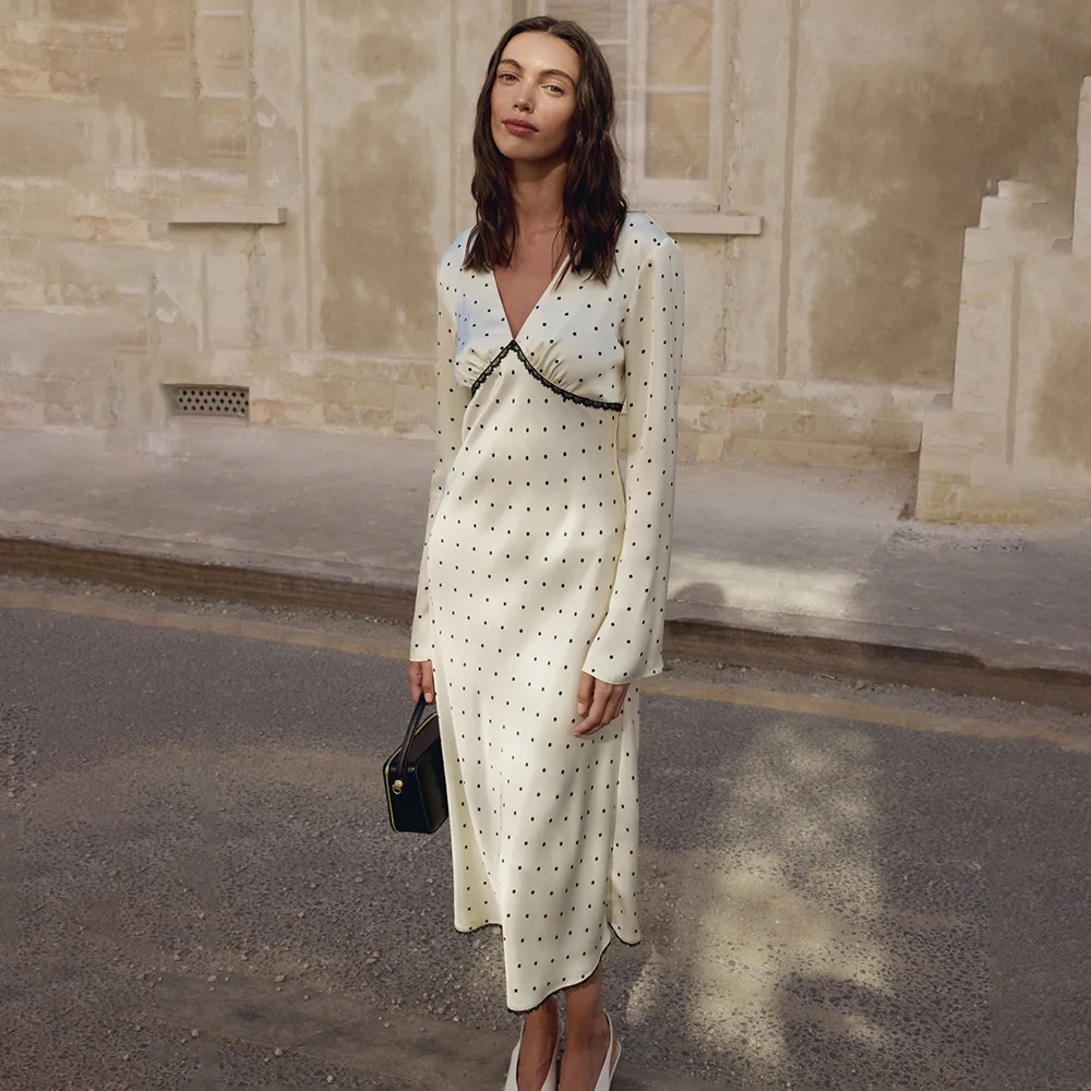 Sukienka midi damska Onecozyday, biała, w kropki, satynowa, z długim rękawem, głęboki dekolt w serek, dopasowana, codzienna, elegancka, sukienki na wiosenne przyjęcia 2026