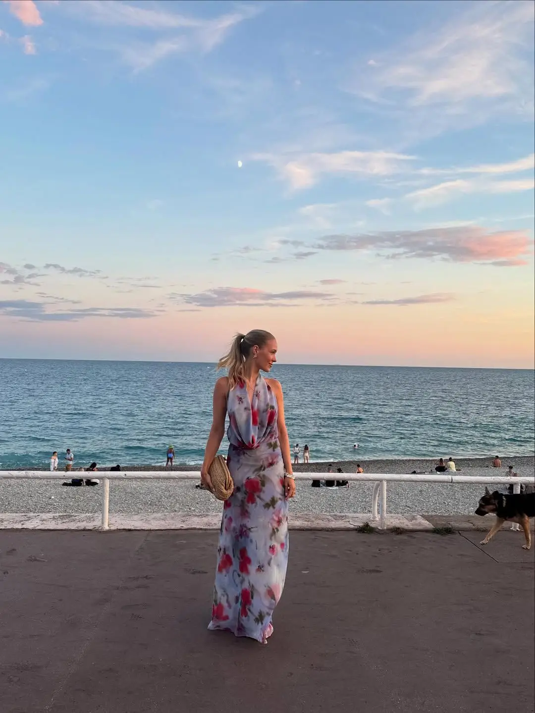 YENKYE 2025 Abito lungo da donna con stampa floreale Abito lungo con scollo all'americana Sexy Backless A-line Vacanza estiva Boho Abiti maxi femminili
