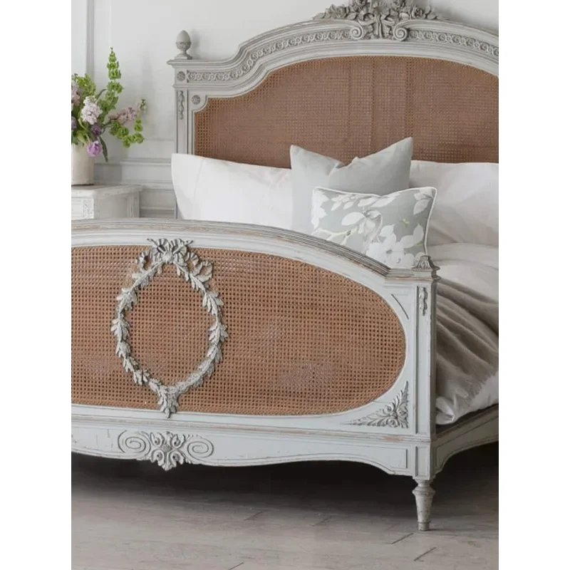 Retro old solid wood bed American bedroom rattan art wedding bed European court antique high-end carved princess bed