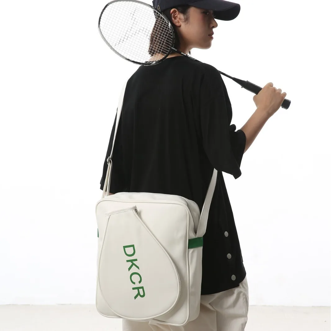 

2026 New Large Capacity Simple Handheld Single Shoulder Crossbody Bag Tennis Racket Cover Lightweight Sports Bag
