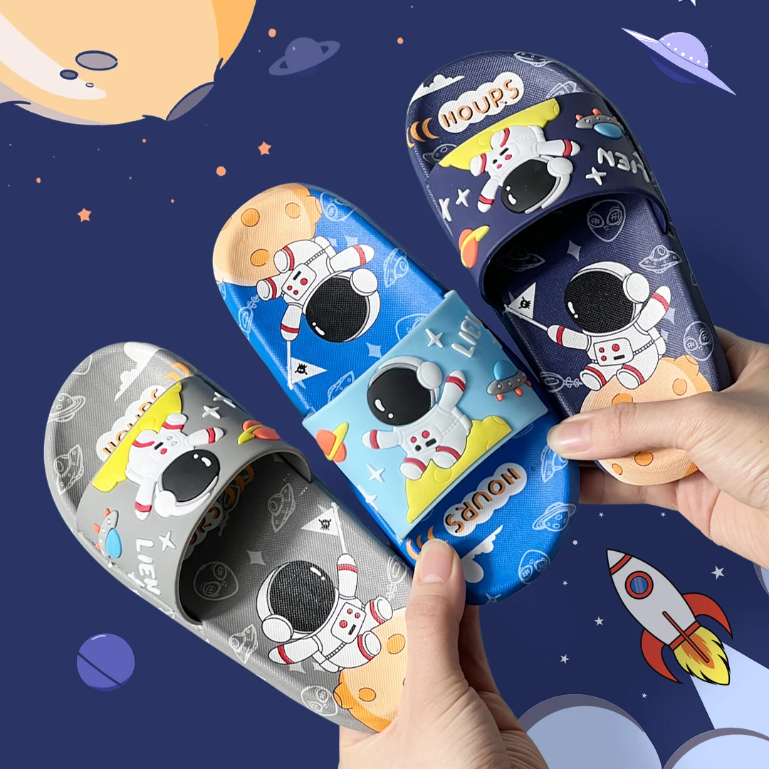 

Children's Astronaut Toddler Slippers Cartoon Bathroom Baby Slippers Soft Soled Open-toed Sandals For Boys And Girls