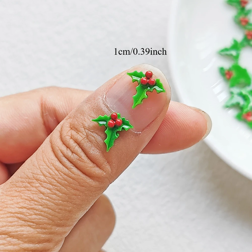 50 Stück Weihnachtsbaumblatt-Harz-Dekorationen mit flachem Boden für Nägel, geeignet für DIY-Schmuckherstellung – Detail 2