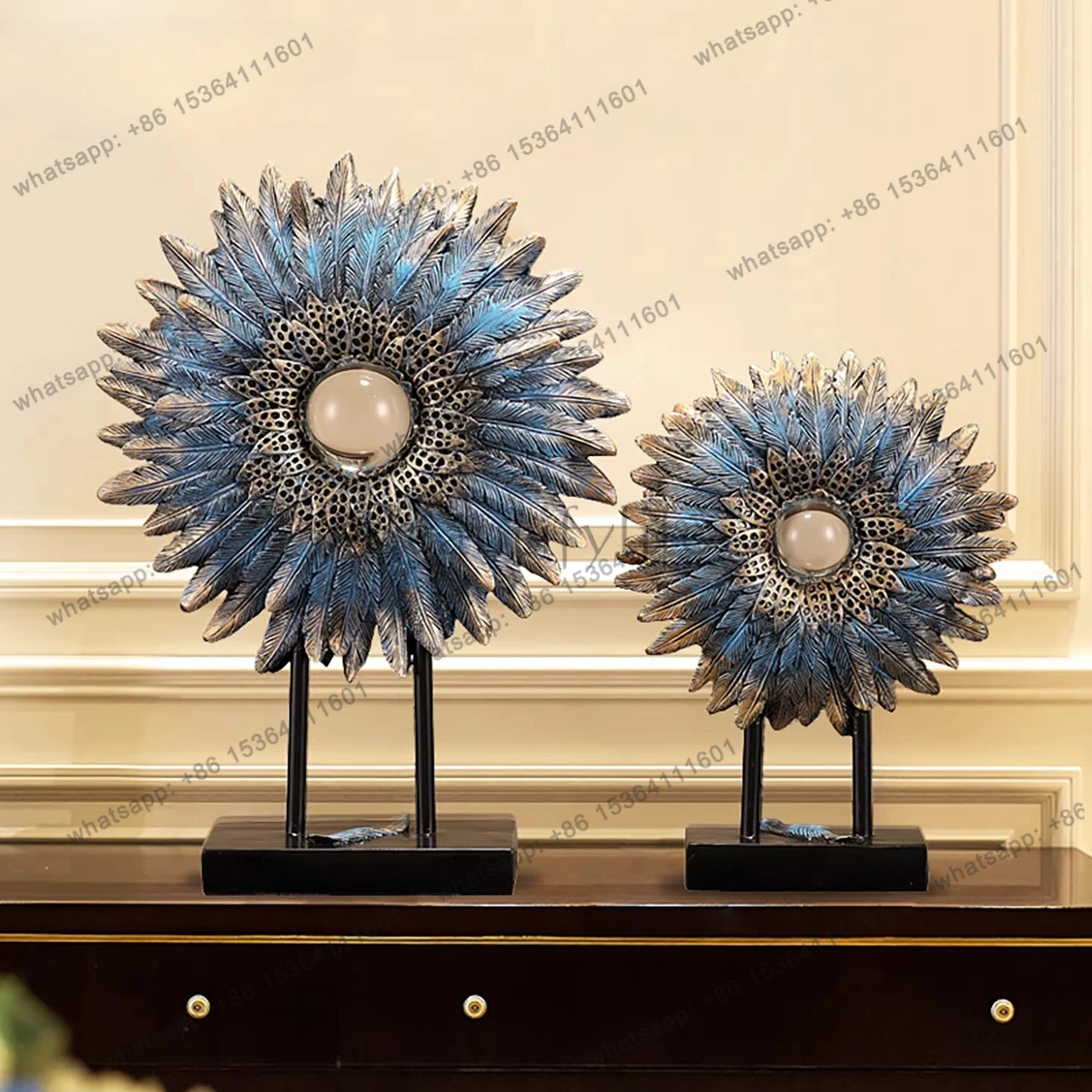 Ornaments: creative American vintage feather study, TV cabinet, living room, coffee table decoration