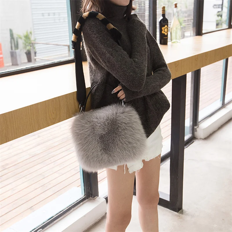 Luxury Fox Fur Women\'s Square Shoulder Bag Winter Fluffy Women\'s Crossbody Bag Soft Fur Plush Women\'s Handbag Wallet