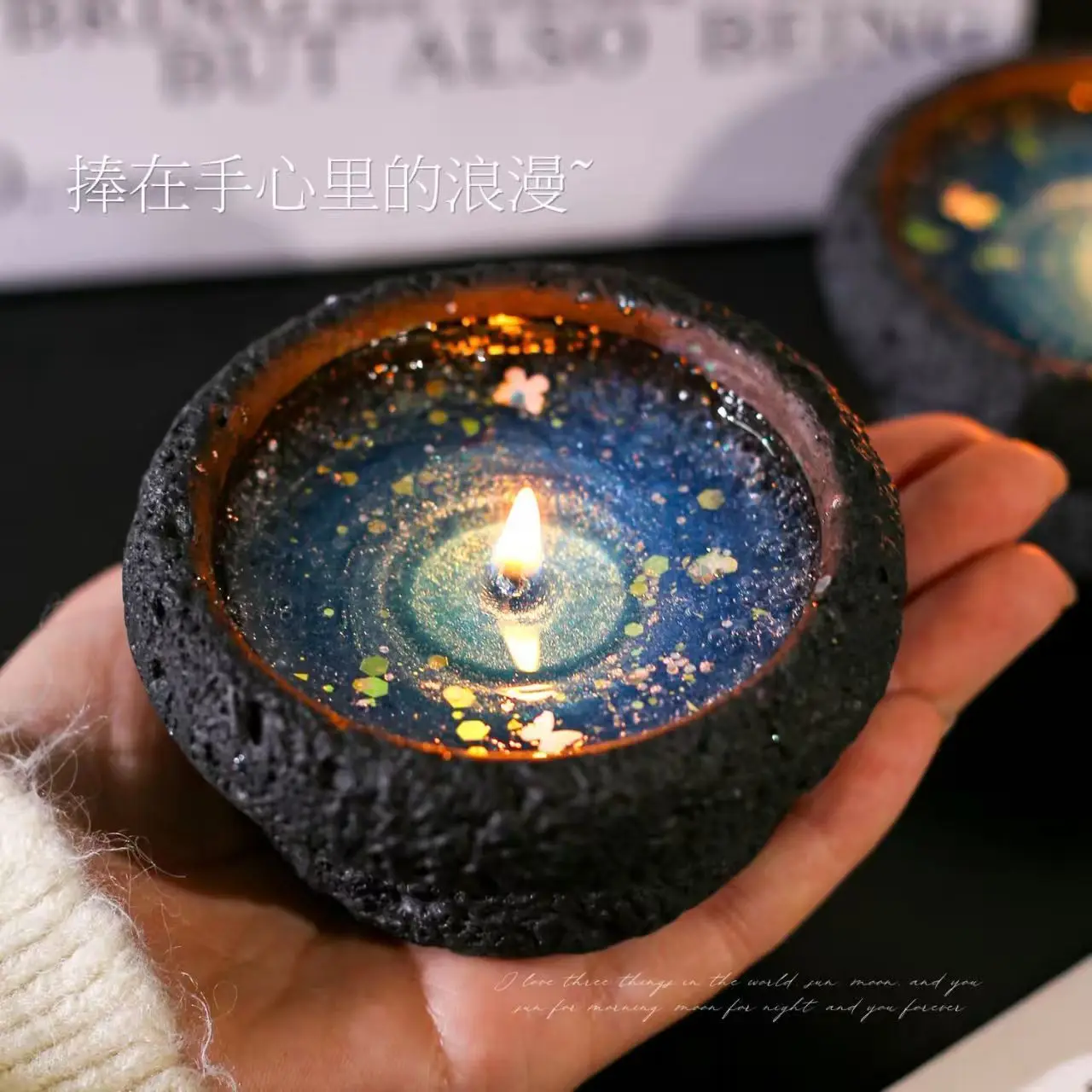 

Aromatherapy Candles Birthday Friends Starry Sky Fragrance Niche High-end Feeling Koi Fish Candle Gift