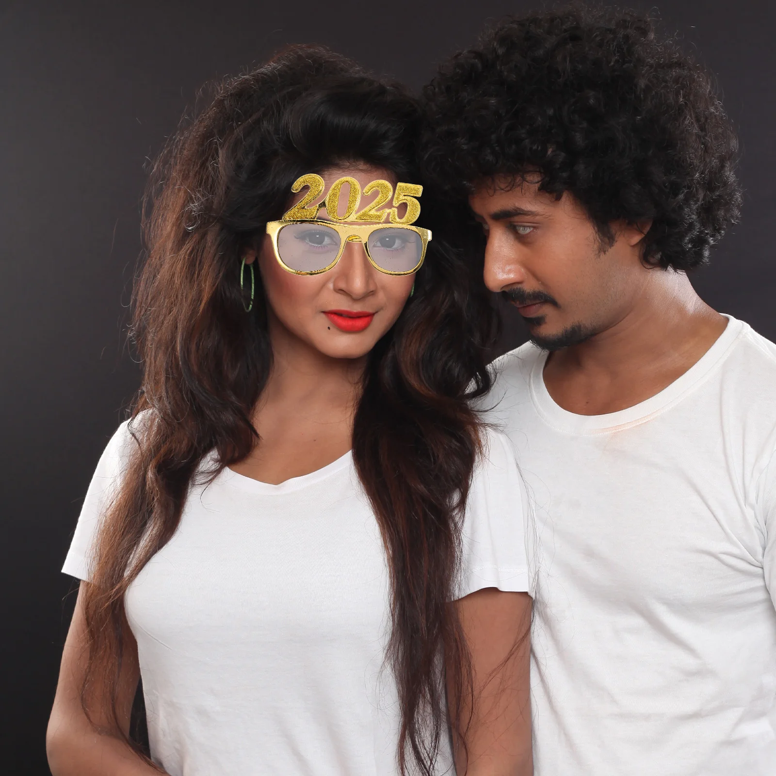 

2Pcs 2025 Novelty Eyewear New Year Celebration Photo Props Dazzling Glitter Design Party Accessories New Years Glasses