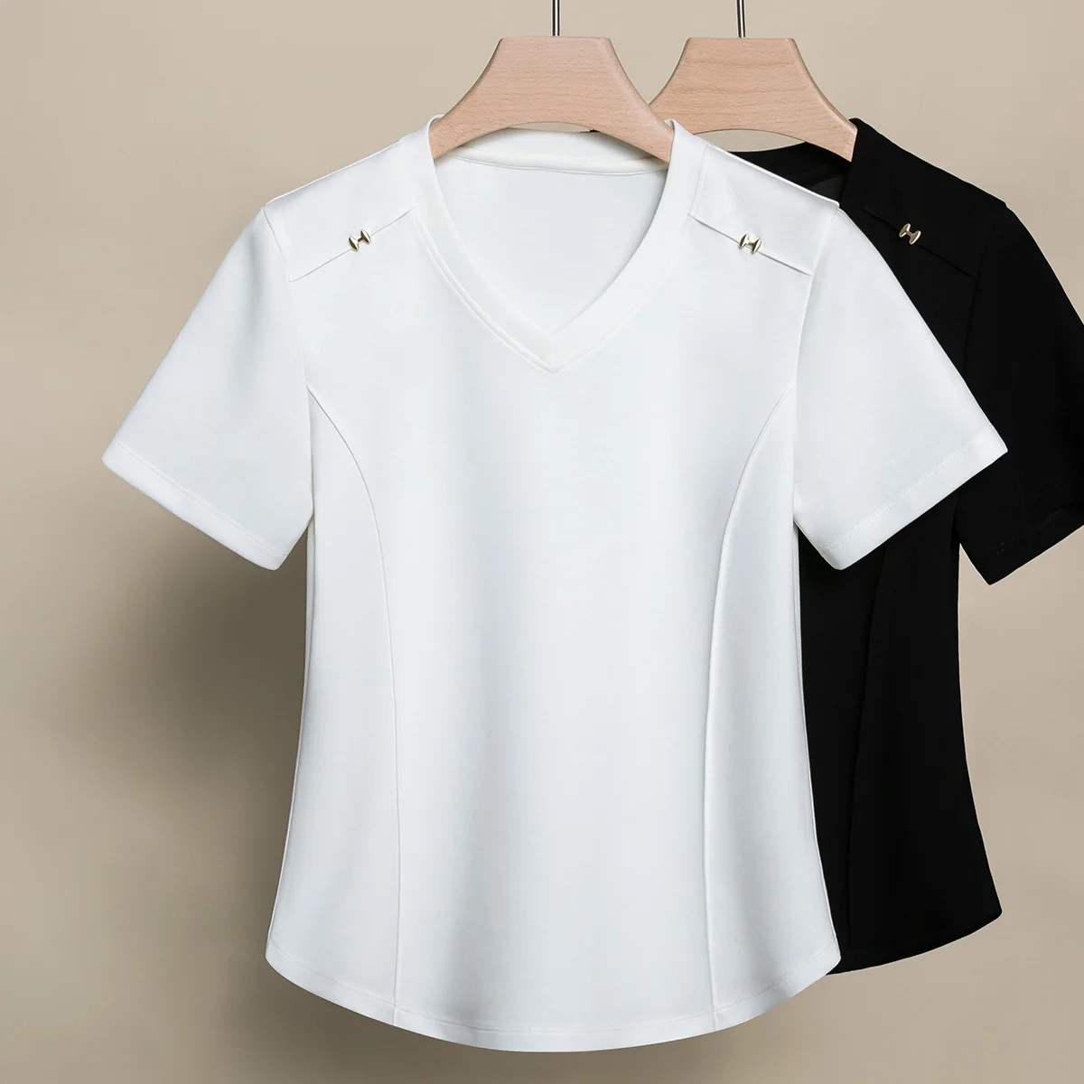 

Summer Women's Slim Fit V-Neck T-Shirt 80S Double-Sided Cotton Soft Basic White Tee Breathable Casual Tops Essential Wardrobe