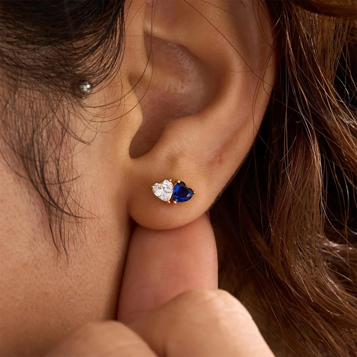 

Серьги-гвоздики с двумя сердцами из циркония для женщин, персонализированные серьги из нержавеющей стали с камнем по месяцу рождения, женские ювелирные изделия на заказ