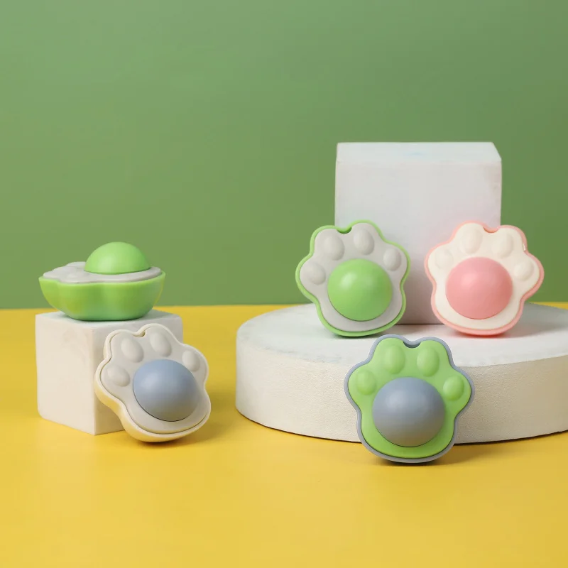 

Catnip Ball Toy Paw Licking Fun Teething Licking Pet Supplies