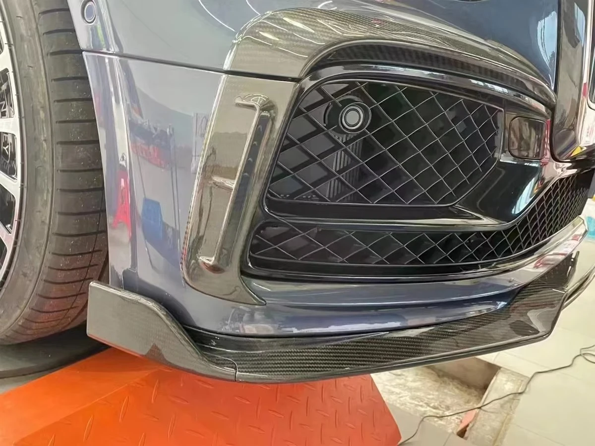 Flying Spur M Style Dry Carbon Fiber Body Kit Auto Parts Front Spoiler Front Lip for  Flying Spur