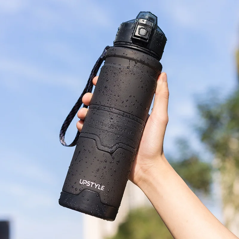 Sports Water Bottle Large Capacity Drink Bottle Tritan Leakproof Drinkware Creative Frosted Water Bottle With Rope BPA Free