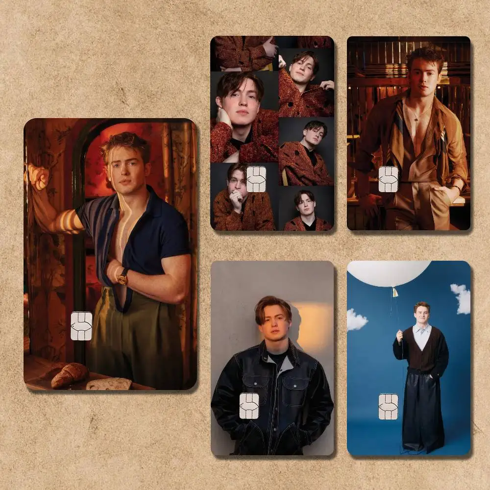 

Actor Kit C-Connor Card Stickers Credit Visa Debit Bank Charge Card Bus Metro Waterproof Sticker Decal Decoration