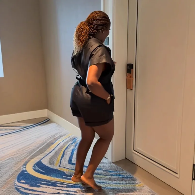 Tute corte da donna Pagliaccetti senza maniche Colletto rovesciato Tute cargo solide Tasche sottili monopetto Stile Safari impiombato