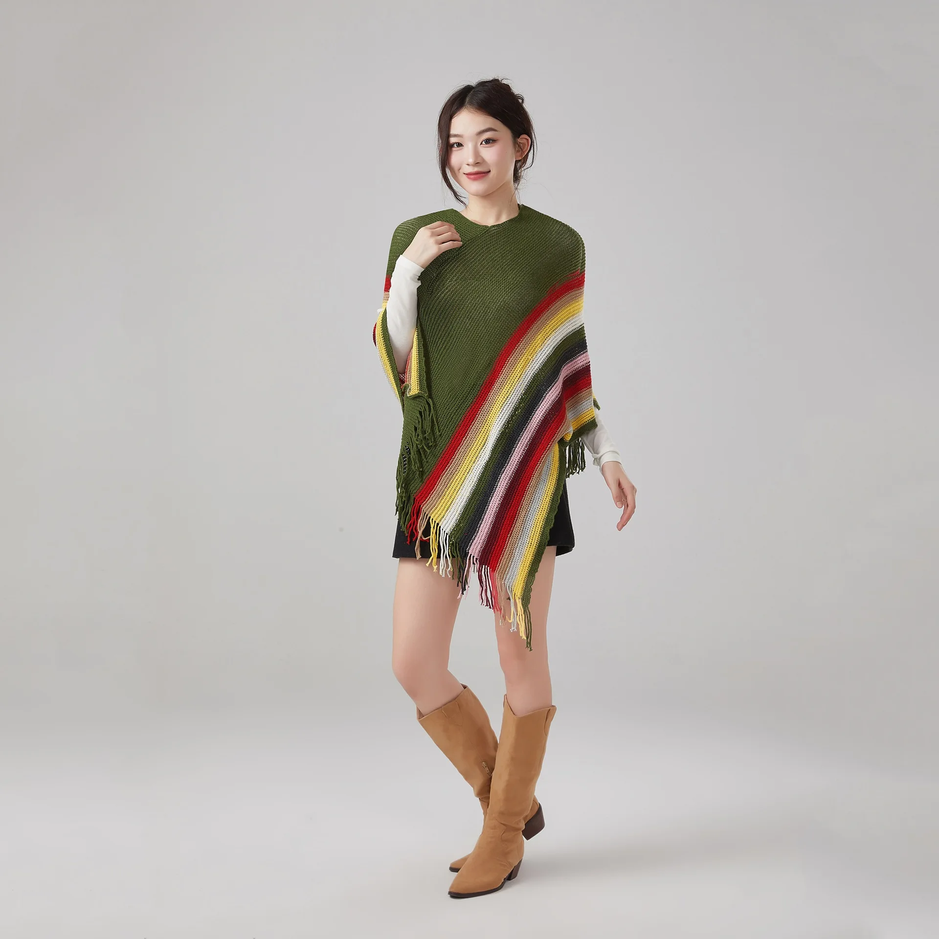 Europese en Amerikaanse herfst/winter nieuwe collectie etnische stijl kleurrijke kwastje capelet flare dames reizen gebreide kleding bovenkleding P1