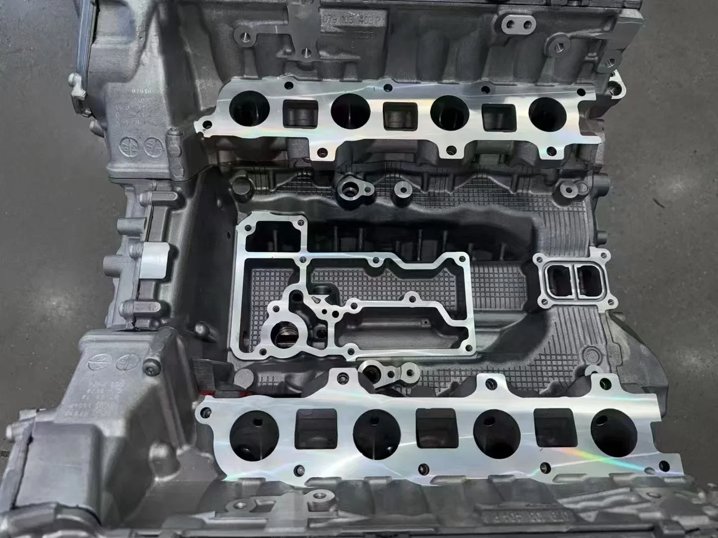 High Quality Auto Parts Remanufactured Engine Assembly OEM 079100032G Long Block For AUDI 4.0T CEU CEUC Engine Assembly