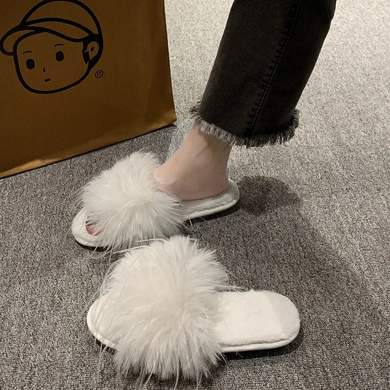 Wedding Bride Fashion Flats Feather Furry Casual Home Shoes Female Footwear 2023 New Autumn Women Slippers Outdoor Beach Slides