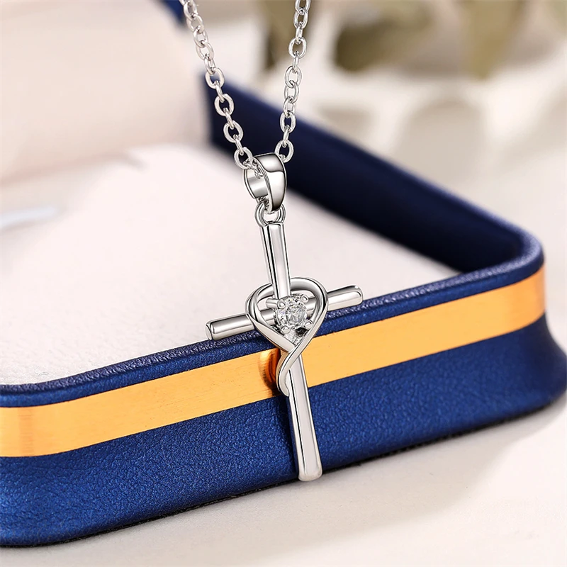 Exquisite Zirkon Kreuz Anhänger Halskette für Frauen Trendy Licht Luxus Gold Farbe Drehbare Krone Halskette Schmuck Großhandel – Detail 16