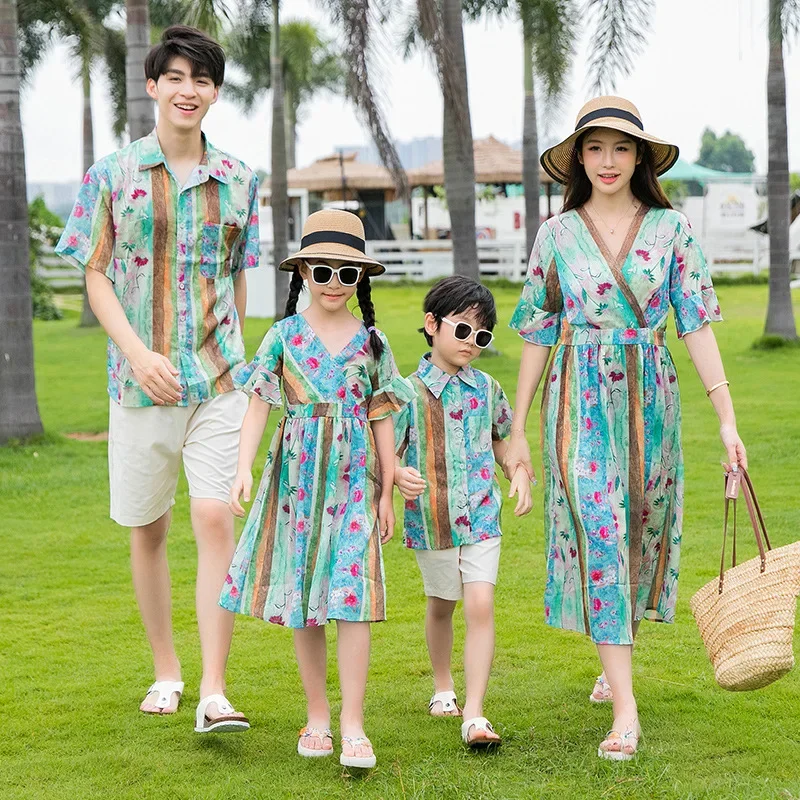 Vacation Look Family Matching Holiday Clothing Beach Daughter and Mom Dress Son and Dad Resort Shirt Shorts Two Piece Set Outfit