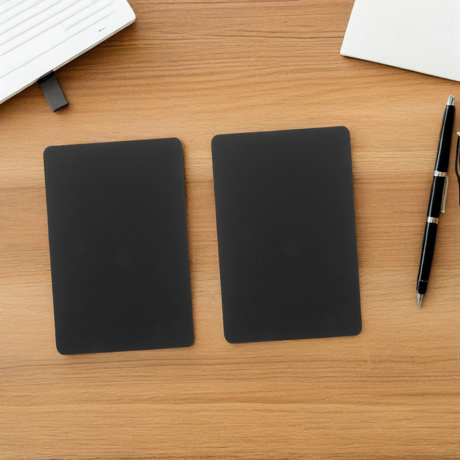 

100Pcs Blank Black Paper Message Cards 5.9x3.9in Sturdy Thick Cardstock for Birthday Greeting Flower Notes Memo Cards