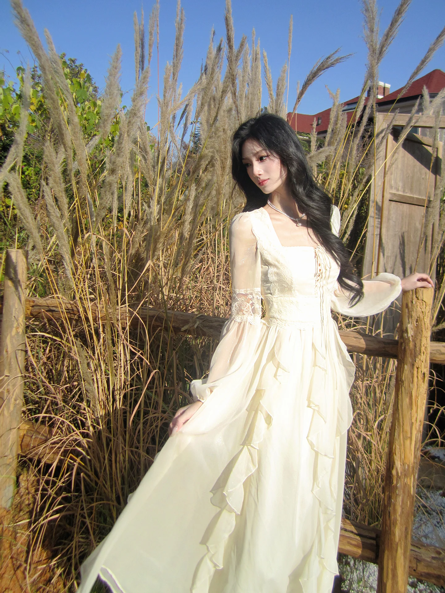 

Retro Square Collar Embellished Sleeve Long Dress Tulle Belted Long Skirt French Style Gathered Waist Slim Fit A-Line Gown