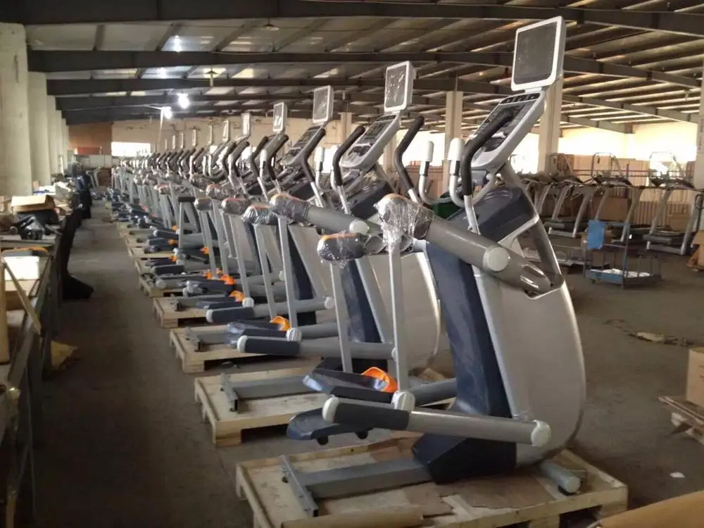 body trainer Elliptical AMT Precor Adaptive Motion Trainer