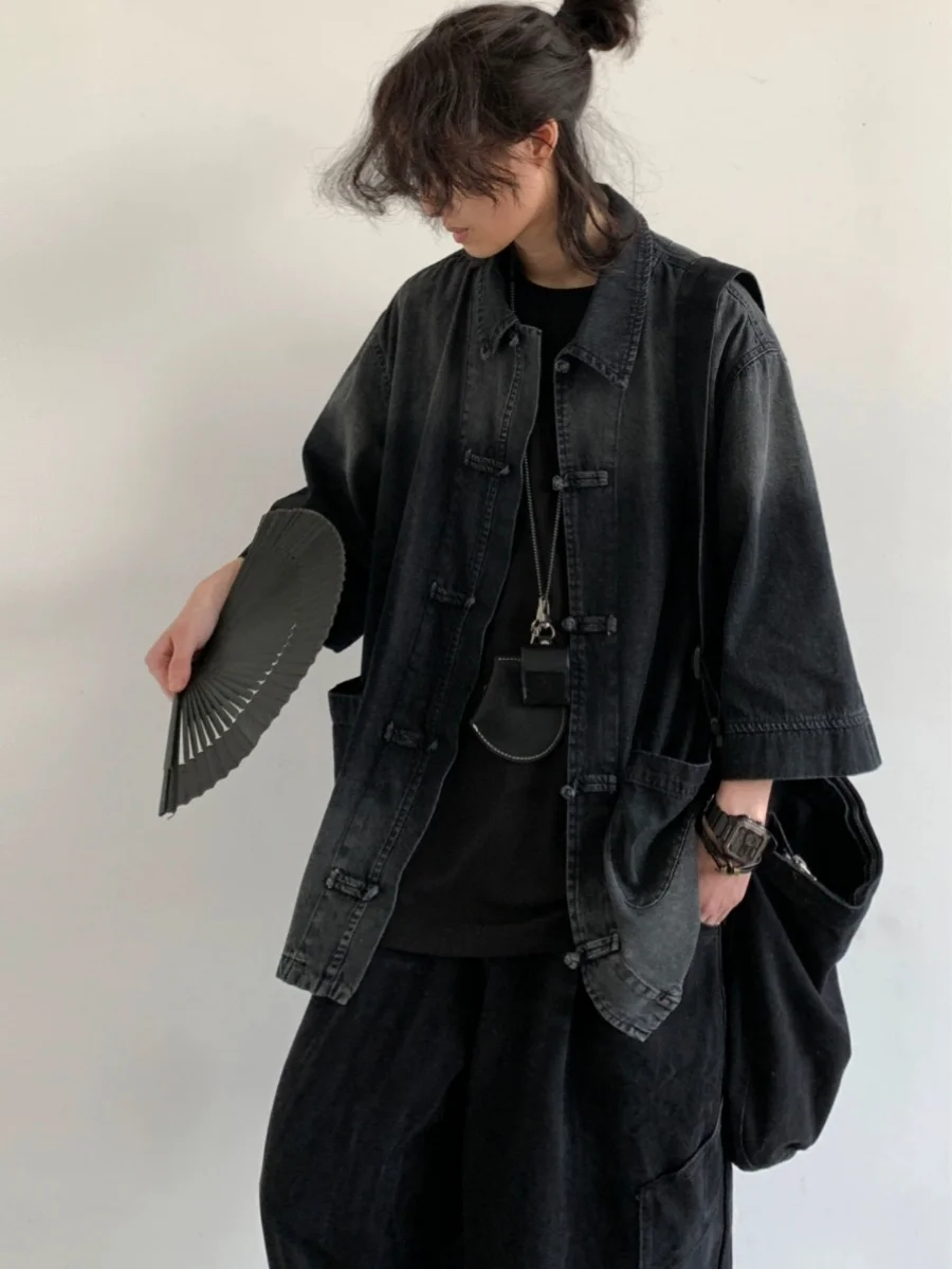 

Washed Vintage Chinese Style Men's Casual Loose Fit Denim Jacket Five Sleeve Buttons Design for Daily Wear Summer New Arrival