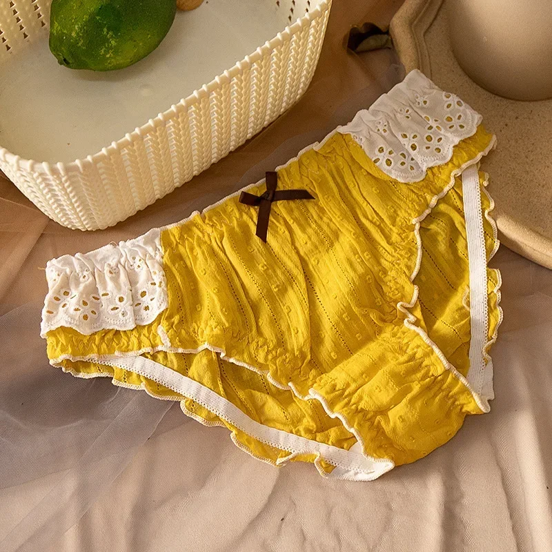 Seamless Women Panties Ladies Pure Cotton Underpants Bowknot Hollow Underpants Sexy Lace Edge Underwear Cute Girly Briefs Yellow