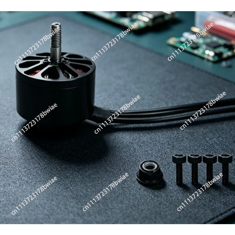 3115 900KV Brushless Motor, Long Flight Time High Efficiency for FPV Drone TL1616