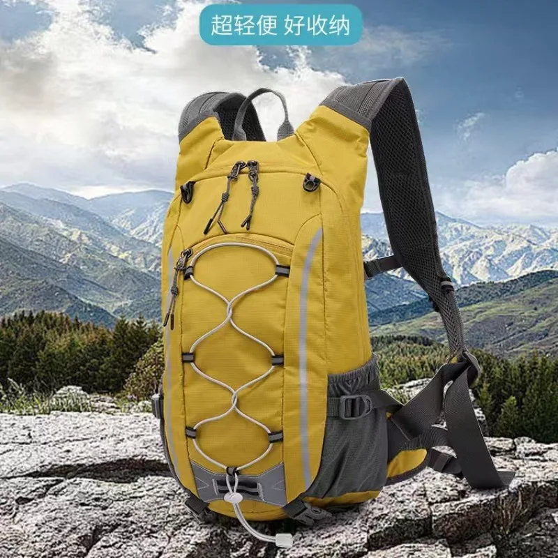 2026 New Fashion Outdoor 20L Hiking Backpack for Men and Women Lightweight Backpack for Trail Running and Cycling Travel Bag