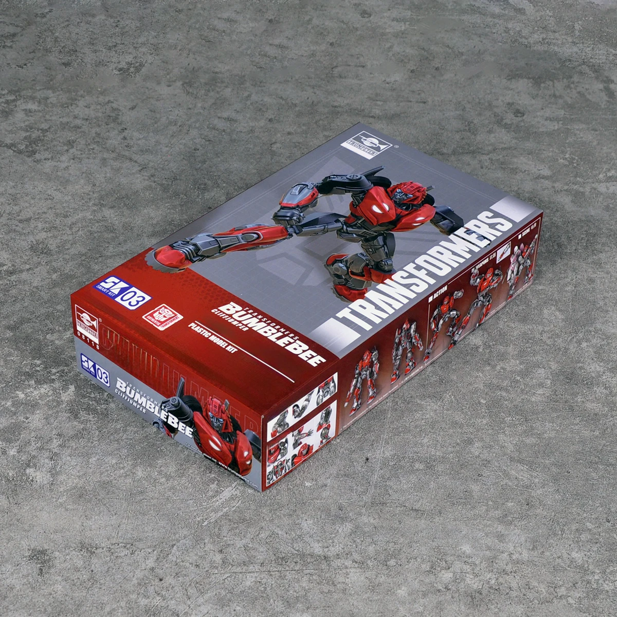 Trumpeter 08118 Transformers Bumblebee Cliffjumper Plastic Model Kit