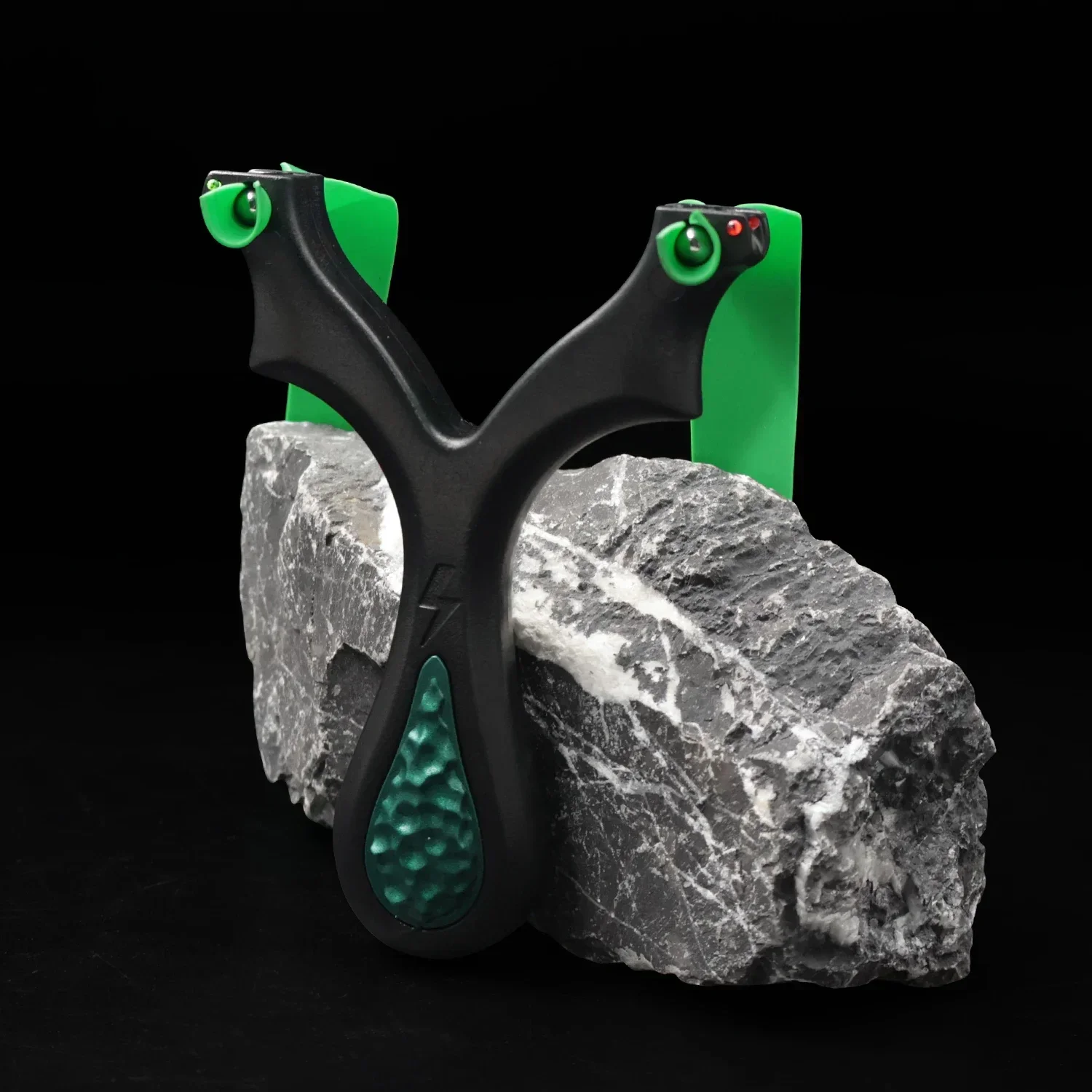 High quality Resin Slingshot Lightweight Colorful Slingshot Hunting Shooting Portable Sling Three Colors Optional view 5