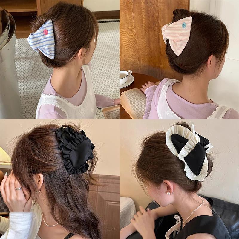 

Fabric Striped Lace Triangle Shark Clip Fresh Shell Shape Clip Female Simple Sweet Vitality Temperament Hair Accessories