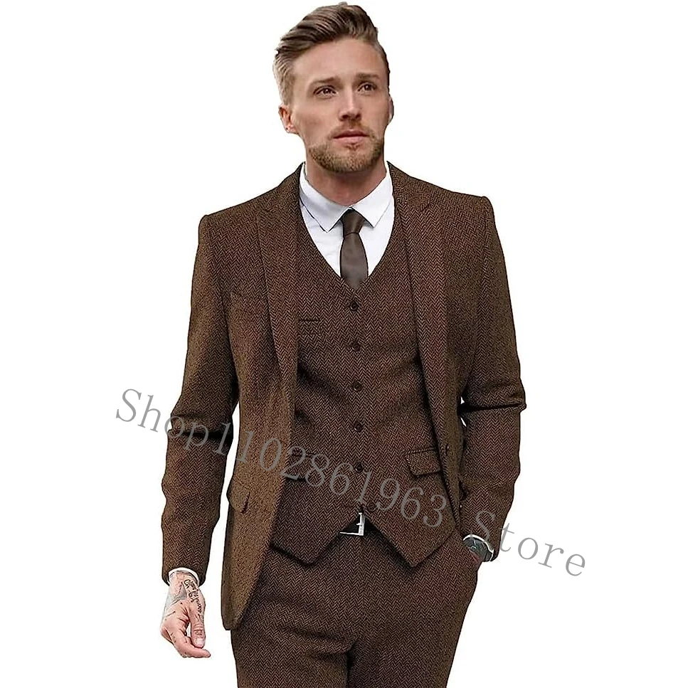 

Elegant Tweed Herringbone Male Suits Peak Lapel Two Buttons 3 Pieces Best Men Groom Wear Tuxedos Blazer+Vest+Pants Costume Homme