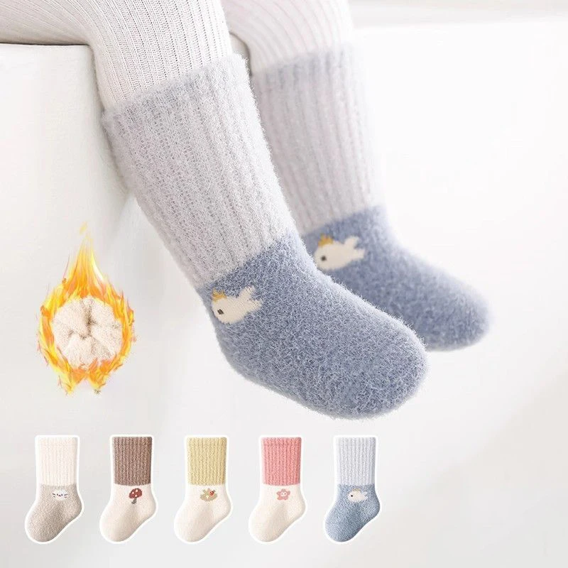 5 أزواج من جوارب الأطفال للخريف والشتاء من الصوف السميك بألوان متباينة جوارب متوسطة الأنبوب للأولاد والبنات لحديثي الولادة