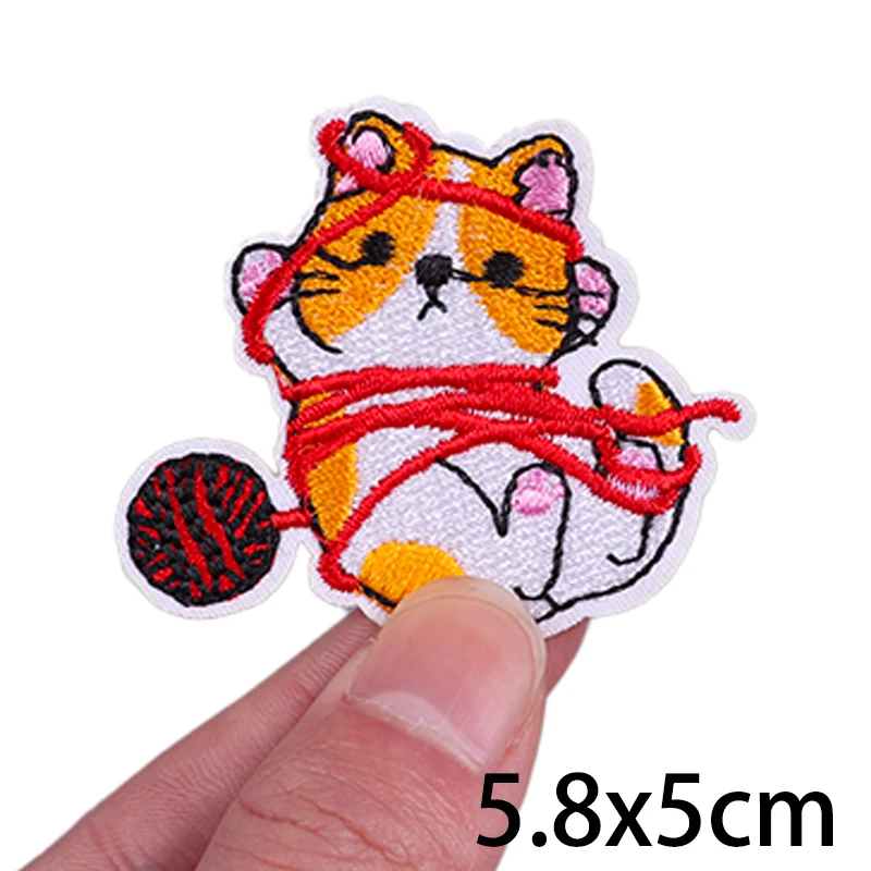 Cartoon Cats Iron-On Patch Cute Cat Embroidered Patches For Clothing Thermoadhesive Patches Hook And Loop Patch On Clothes DIY