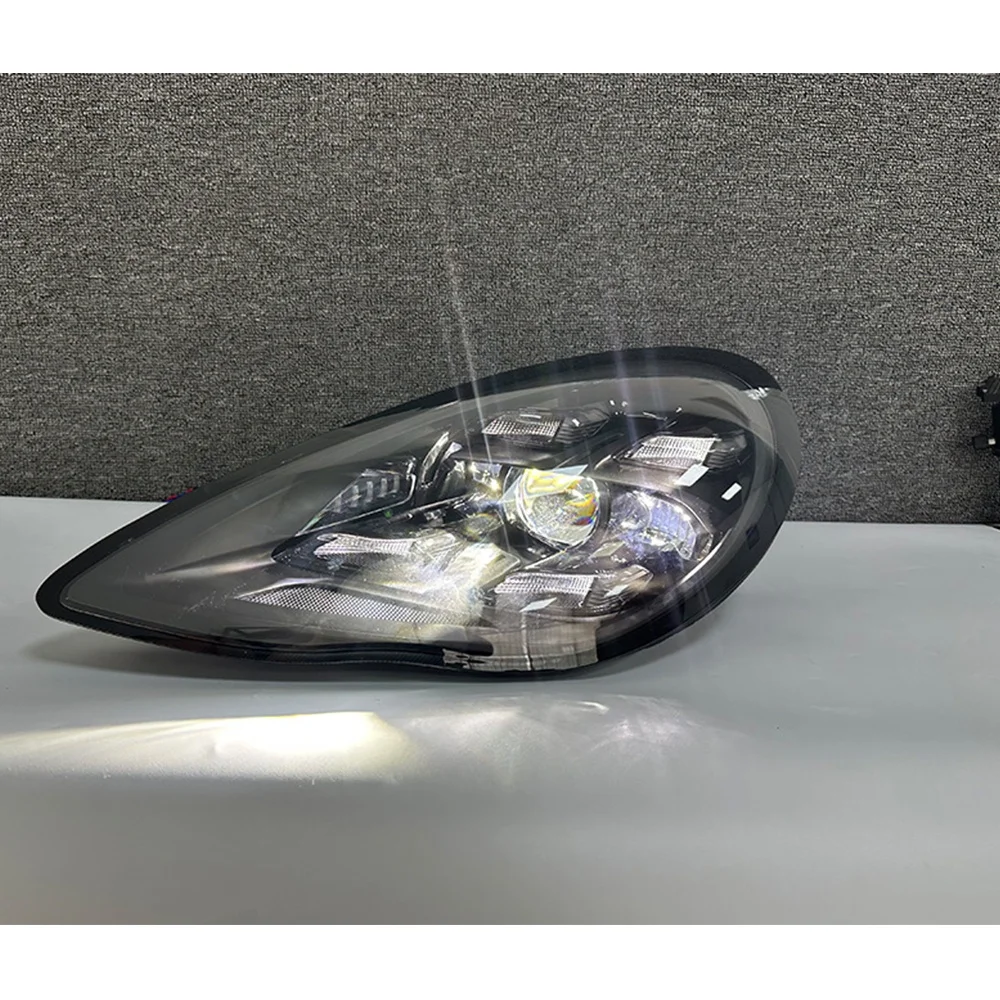 For Porsche Panamera 2010-2013 Model Upgrade LED Headlights Car Front Lamp the New Style Matrix Turning Signal Light Plug Play