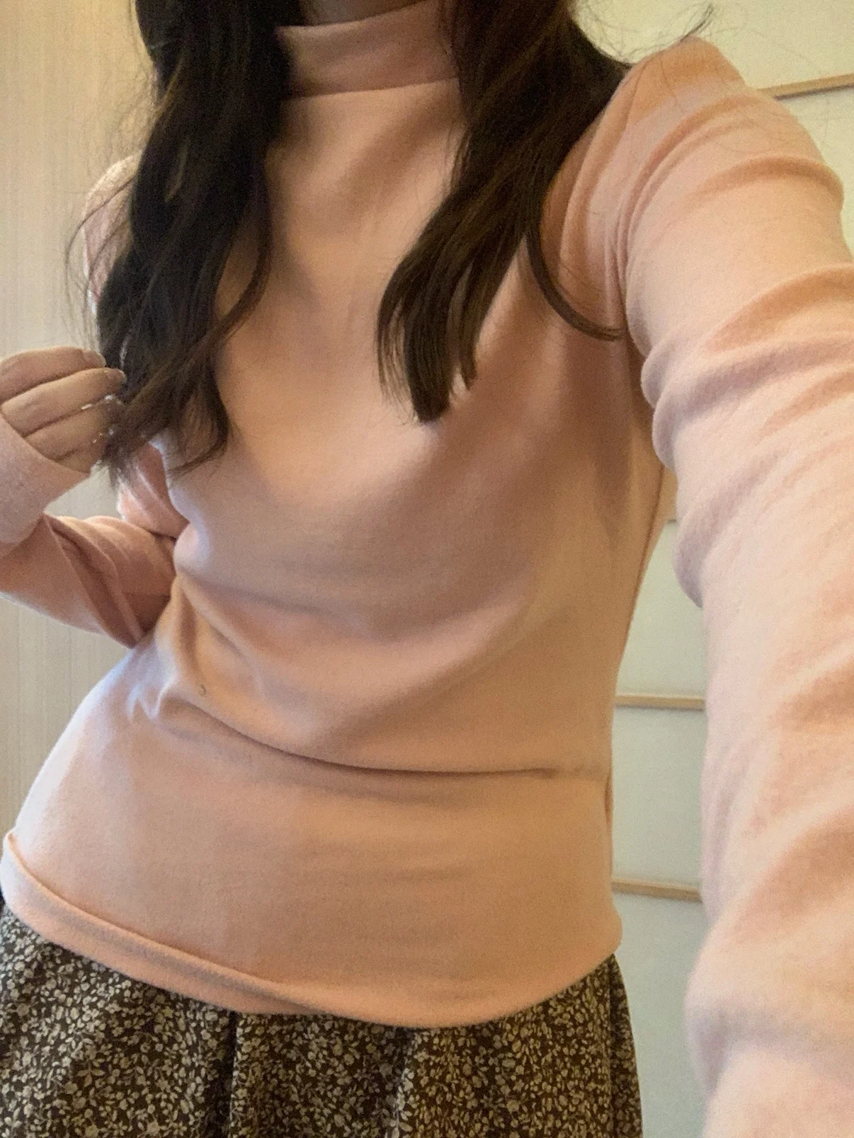 

Женская облегающая футболка с длинным рукавом для осени и зимы, базовая модель, для ношения как под одежду, так и поверх нее, модная, для повседневной носки, однотонная.