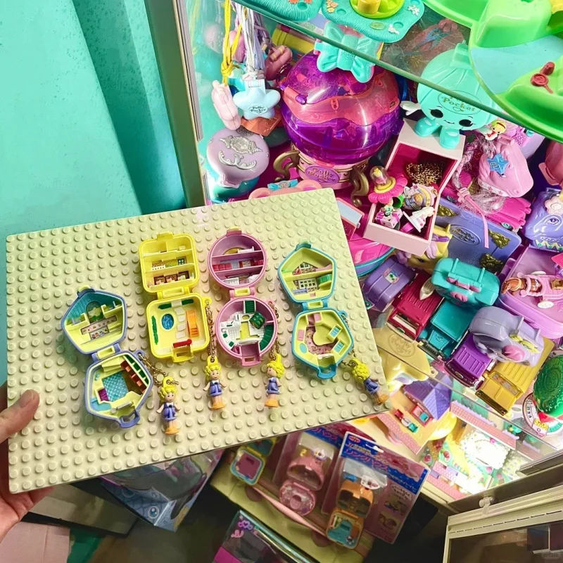 New Arrival Bandai Polly Pocket Treasure Box Charm 4pcs Anime Action Figure Model Doll Ornament Desktop Toy Girl Festival Gifts