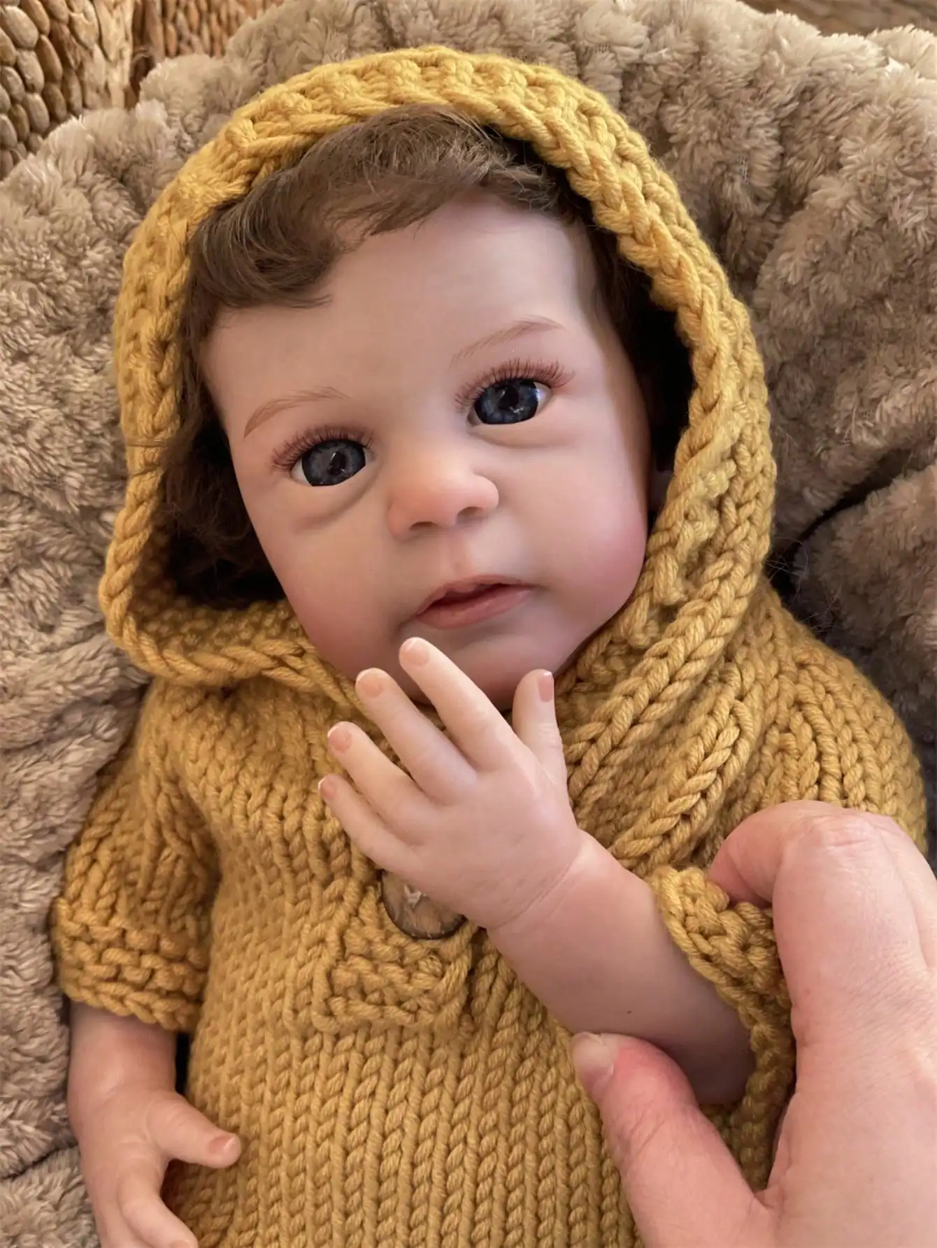 20인치 오픈 아이 다시 태어난 아기 인형 - 부드러운 천 몸체, 뿌리 머리카락, 3D 페인트 피부, 부드러운 터치로 실물 같은 신생아 복제품