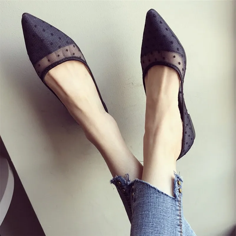 

European and American Style Fashion 2024 Spring/summer New Large Mesh Pointed Toe Bun Flat Bottomed Women's Sandals