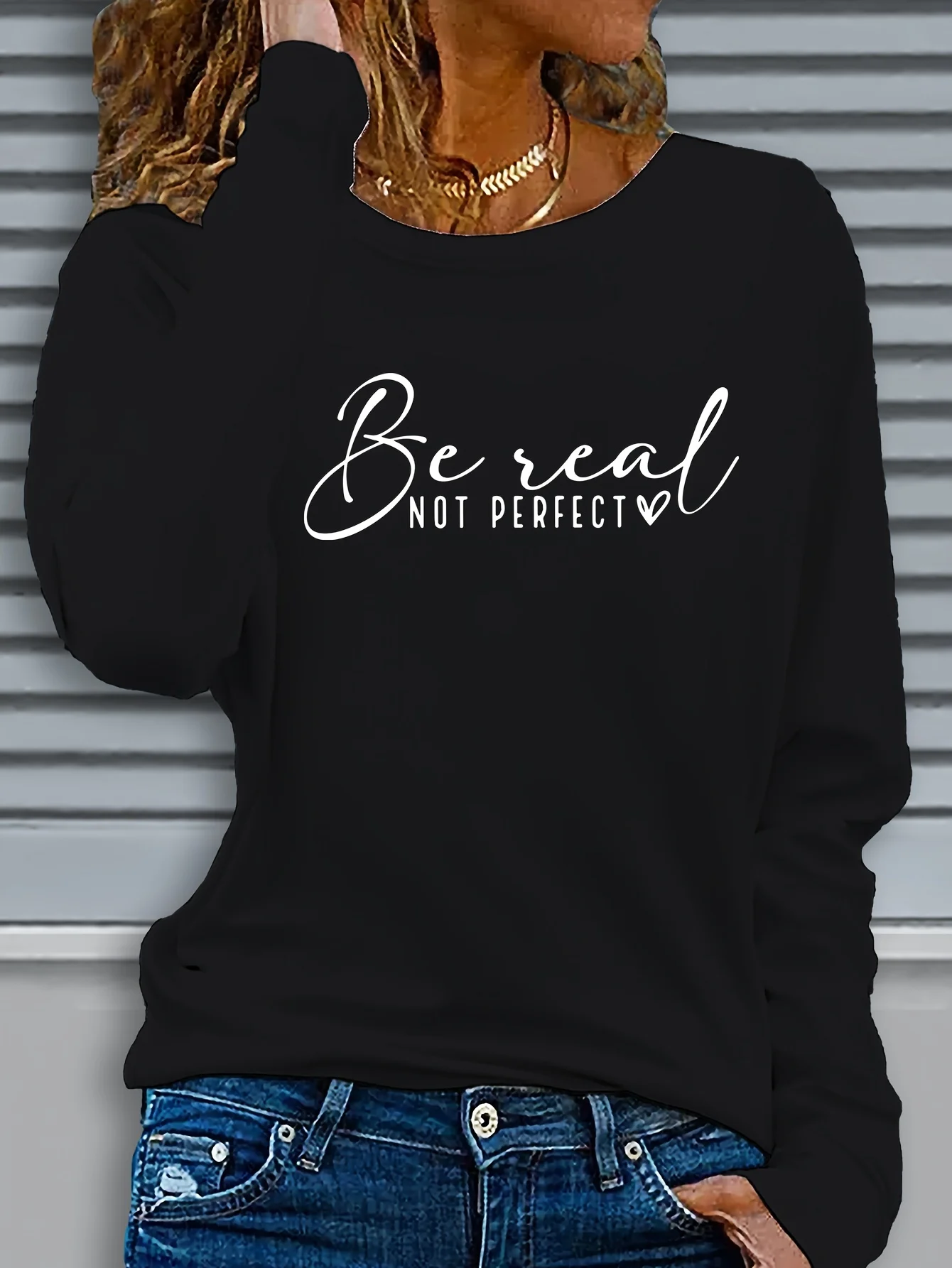 

Большие размеры — женская футболка больших размеров с длинными рукавами большого размера и принтом «be Real Not Perfect» с надписью «be Real Not Perfect»