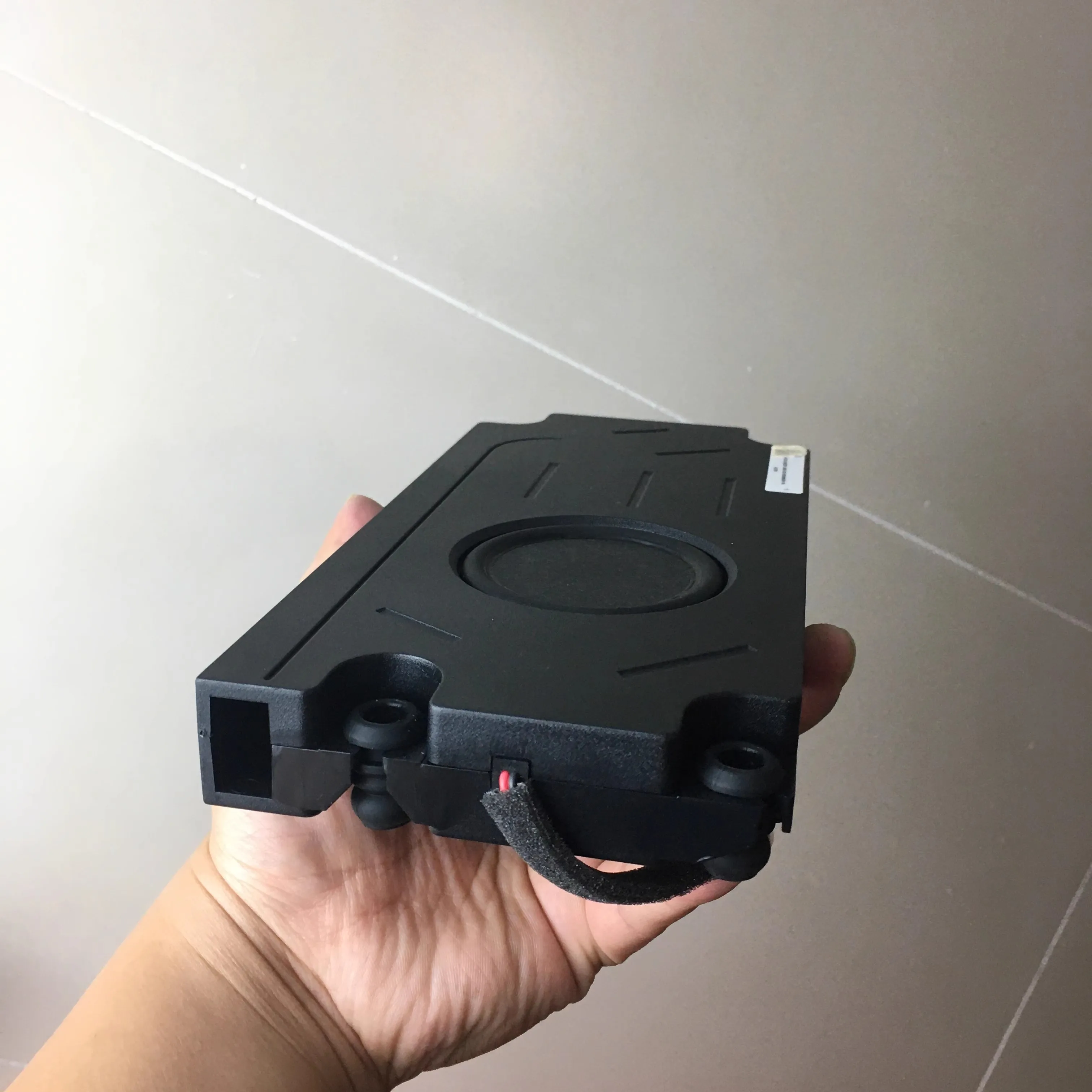 GHXAMP GGEC 2.5 インチ超スリムパッシブスピーカーフルレンジ 4 オーム 20 ワットネオジム (22x10.5x2.5cm / 8.7x4.1x1") 1 個