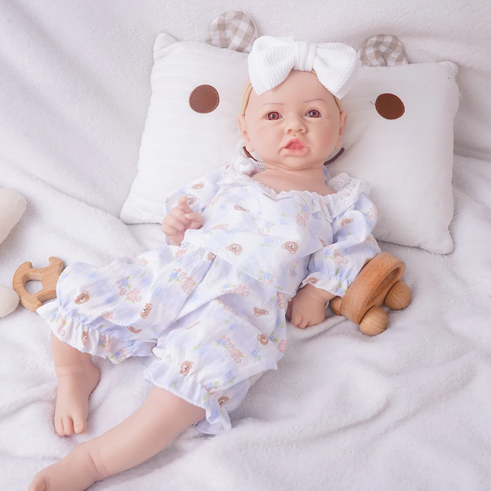 19,69 ZOLL große wiedergeborene Ganzkörper-Silikonpuppe, bezauberndes Lächeln für Neugeborene