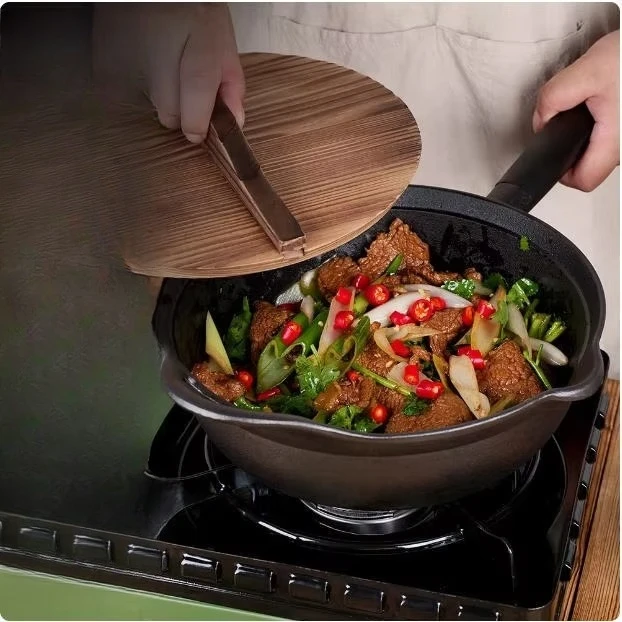 Cast iron pan 24cm, die-cast uncoated pan with ebony handle, made in China