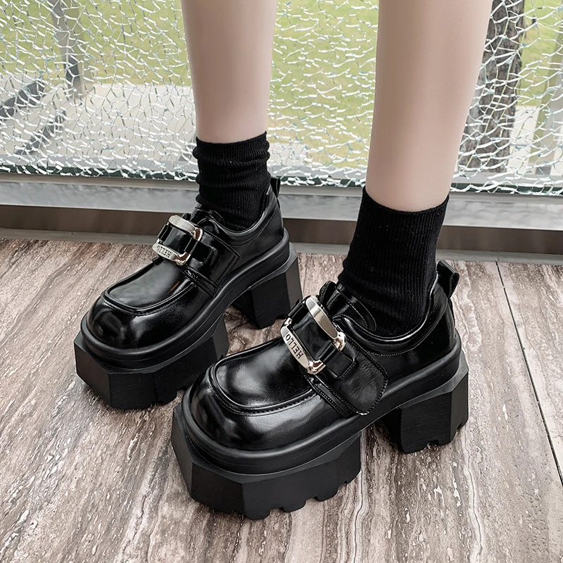 9 سنتيمتر منصة المتسكعون للمرأة مصمم الأزياء سميكة وحيد حذاء كاجوال للنساء حزام مريح مشبك جلد ماري جين عالية الكعب