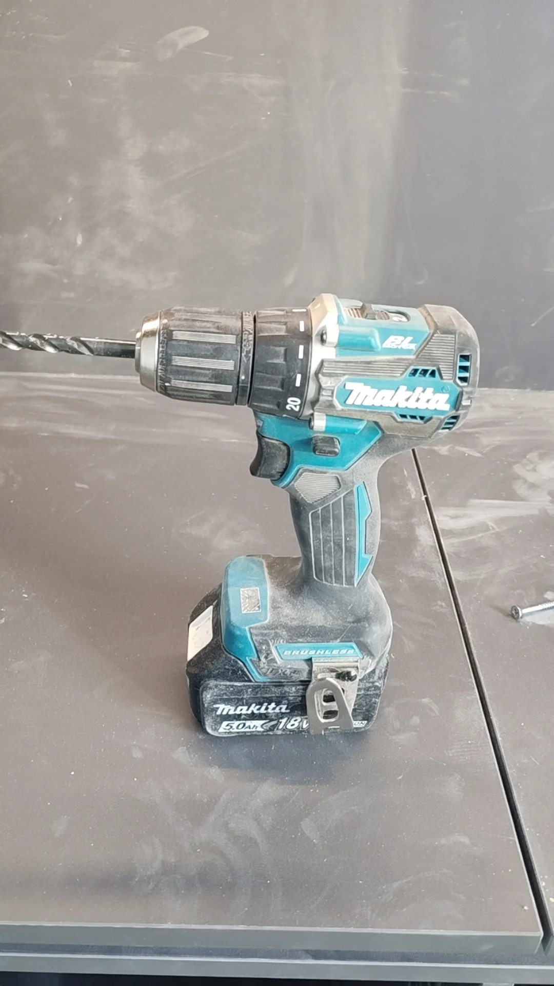 

Быстрая доставка. Оригинальная продукция Makita. Беспроводная ударная дрель-шуруповерт DDF487, бесщеточный электрический инструмент, перезаряжаемый, 18В