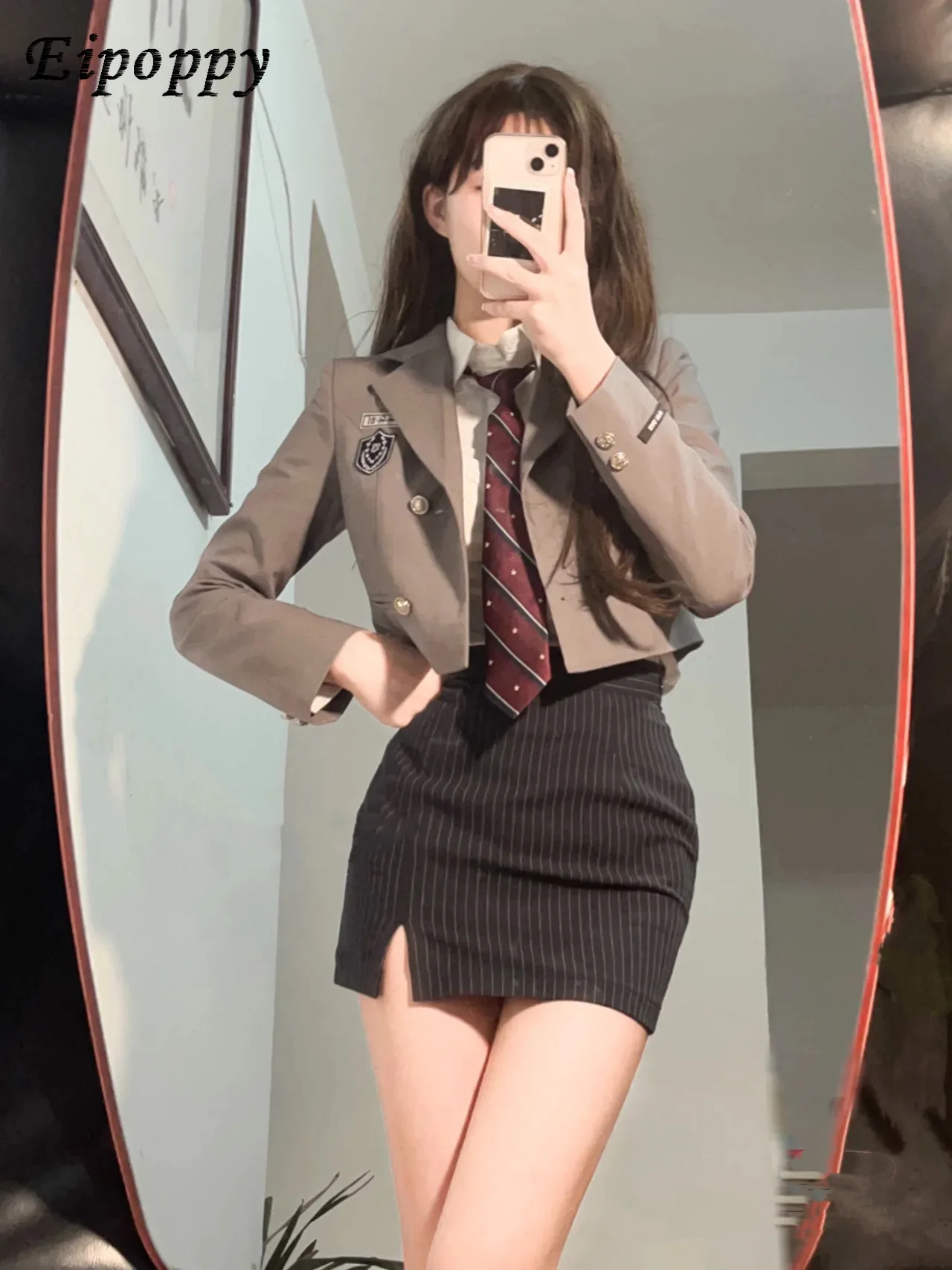 Casaco curto estilo universitário para meninas, roupa quente pura, camisa de manga comprida, saia listrada com bainha