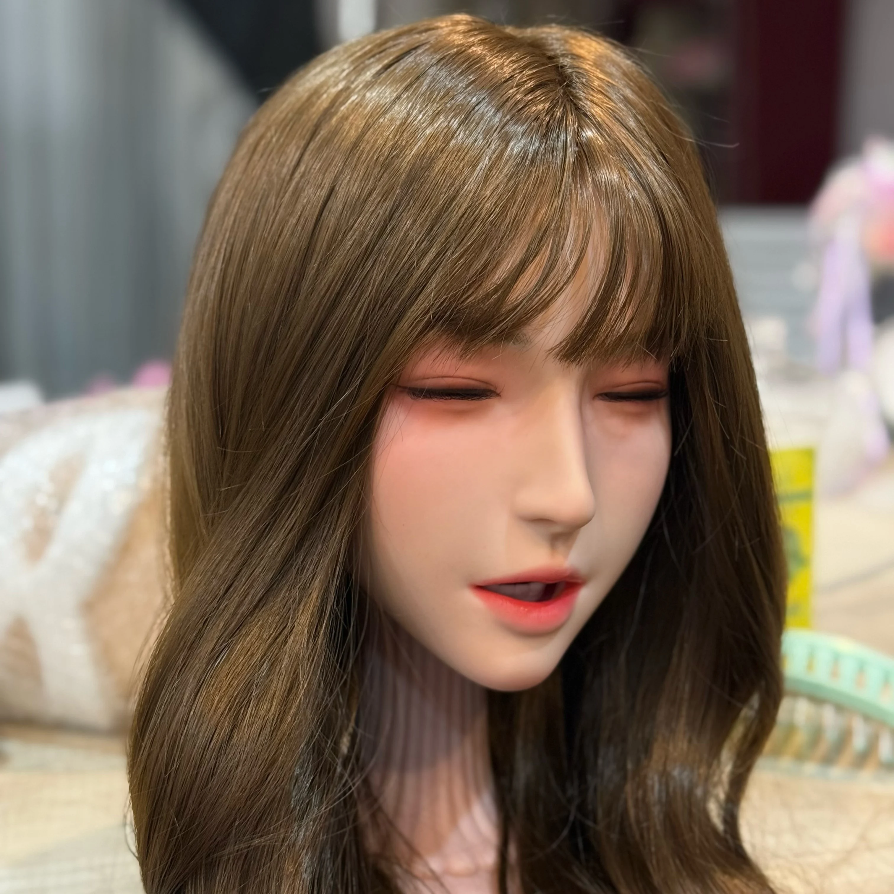 Nova cabeça de silicone, transplante de cabelo e sobrancelhas, pode abrir a boca, emparelhada com uma boneca acima de 125 cm, interface M16