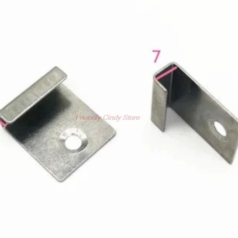 100Pcs 304 Stainless Steel Grooved WPC Flooring Composite Decking Starter Clip Deck Fastener
