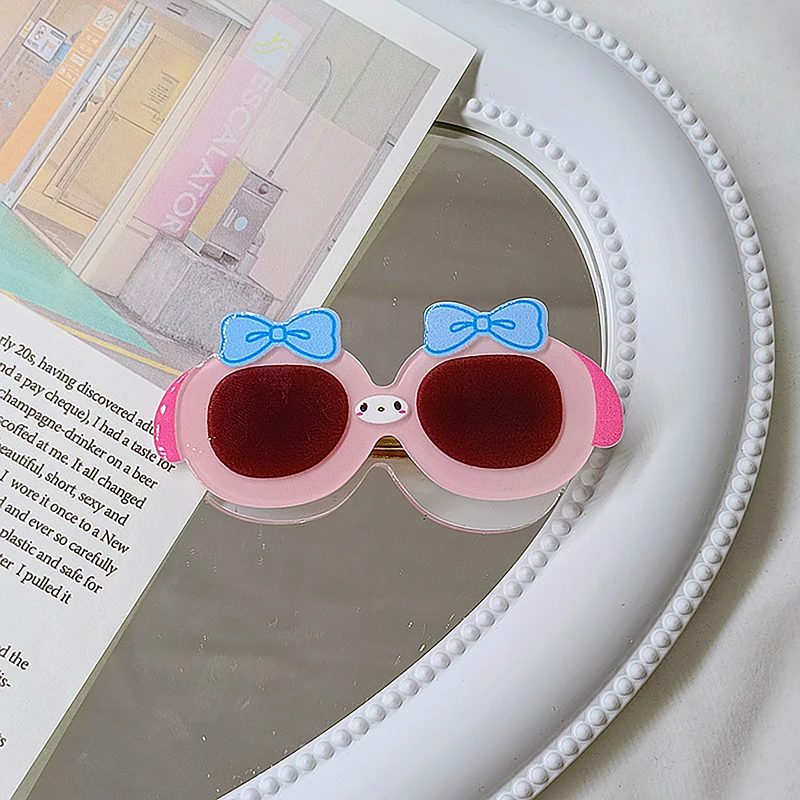 Sanrio Pochacco Kuromi hellobykitty Mymelody Purin Dog Cartoon Glasses Bangs forcine clip a becco d'anatra clip laterali per ragazze copricapo